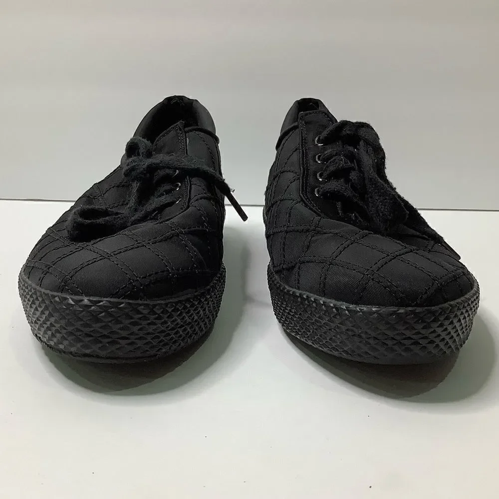 Stuart Weitzman Lace Up Textile Low Top Women Fashion Sneakers Sz 8.5